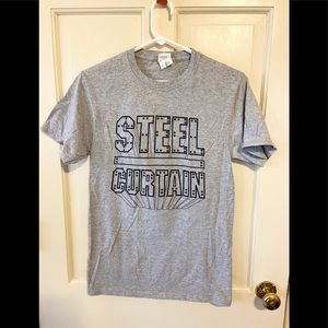 🌸NWOT”STEEL CURTAIN” Pittsburgh steelers T-shirt.